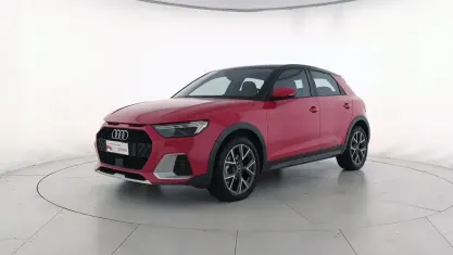 Käytetty Audi A1 Admired 110 HP (80 kW) 2023 Punainen Katumaasturi