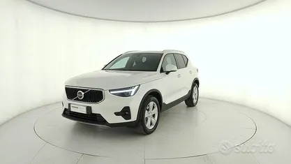 Usata Volvo XC40 Core 163 CV (119 kW) 2025 Bianco SUV