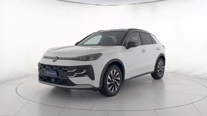 Nuova VW T-Roc Life 150 CV (110 kW) 2026 Pure white nero SUV