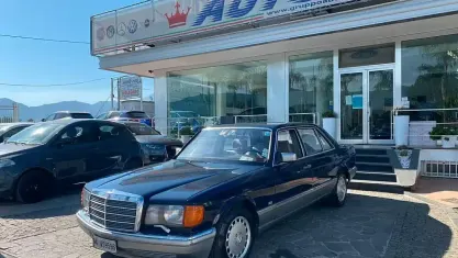 Usata Mercedes 300 188 CV (138 kW) 1987 Blu Station wagon