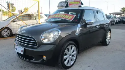 Usata Mini Cooper Countryman 111 CV (81 kW) 2010 Grigio SUV