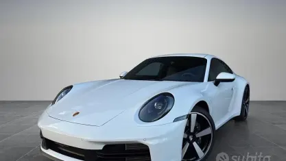 Usata Porsche 911 Carrera 394 CV (289 kW) 2025 Bianco metallizzato Coupé