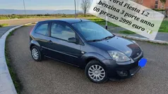 Usata 2008 Ford Fiesta Due volumi | 2999 € (Buon prezzo)