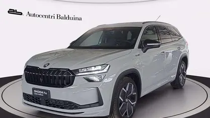 Grigio acciaio Nuova 2025 Skoda Kodiaq SportLine SUV | 45.900 € (Buon prezzo)