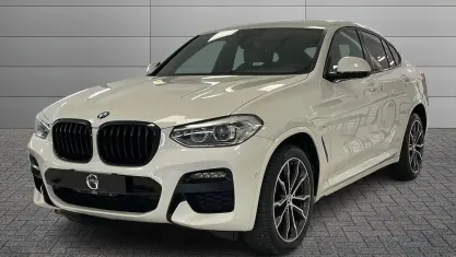 Usata BMW X4 M Sport 190 CV (139 kW) 2021 Alpinweiss iii pastello SUV