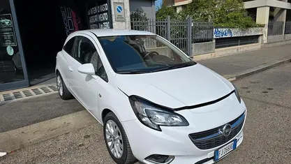 Usata Opel Corsa 116 CV (85 kW) 2016 Bianco Coupé