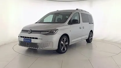 Usata VW Caddy Maxi Life 122 CV (89 kW) 2022 Argento reflex metallizzato Monovolume