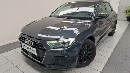 Usata Audi A1 Sportback Design 110 CV (80 kW) 2023 Grigio scuro Utilitaria