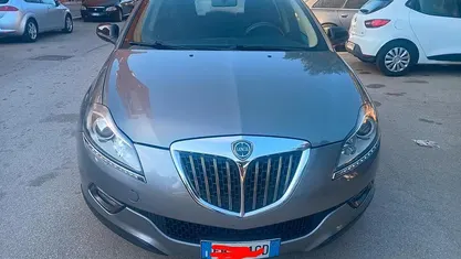Grigio Usata 2010 Lancia Delta Due volumi | 4700 € (Buon prezzo)