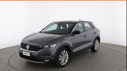 Usata VW T-Roc Advance 150 CV (110 kW) 2020 Grigio SUV