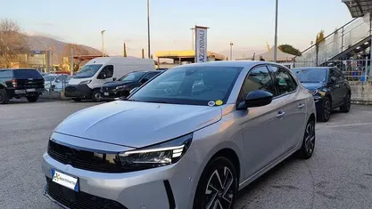 Usata Opel Corsa S 101 CV (74 kW) 2025 Argento Utilitaria