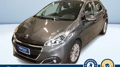 Usata 2019 Peugeot 208 Allure Due volumi | 10.900 € (Buon prezzo)