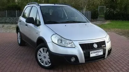 Usata Fiat Sedici Dynamic 120 CV (88 kW) 2007 Grigio SUV