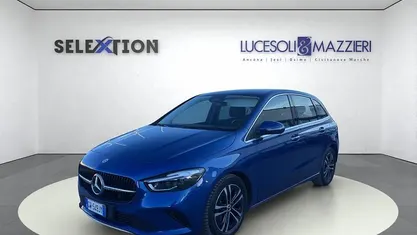 Usata Mercedes B180 Progressive 116 CV (85 kW) 2024 Blu Monovolume