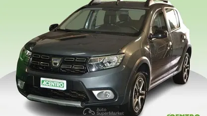 Usata Dacia Sandero Stepway 90 CV (66 kW) 2018 Gray Berlina