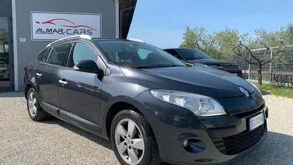 Usata Renault Mégane GrandTour 110 CV (80 kW) 2012 Nero Station wagon