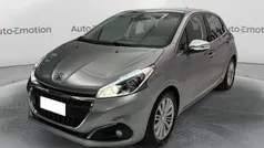 Usata 2019 Peugeot 208 Allure Due volumi | 7890 € (Ottimo prezzo)