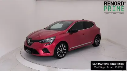 Usata Renault Clio Techno 145 CV (106 kW) 2023 Rosso Utilitaria