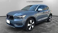 Grigio Usata 2020 Volvo XC40 Momentum SUV | 28.900 € (Molto cara)