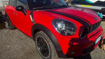 Usata Mini Cooper D Countryman 143 CV (105 kW) 2012 Rosso SUV