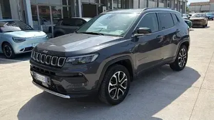 Usata Jeep Compass Limited 190 CV (139 kW) 2021 Grigio SUV