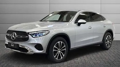Usata 2024 Mercedes GLC220 SUV | 73.500 €