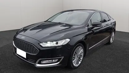 Nero Usata 2019 Ford Mondeo Vignale Tre volumi | 14.900 € (Ottimo prezzo)