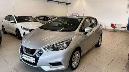Grigio Usata 2018 Nissan Micra Tre volumi | 9500 € (Buon prezzo)