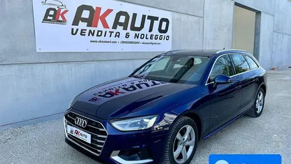 Usata Audi A4 204 CV (150 kW) 2021 2d navarra blue metallic Station wagon
