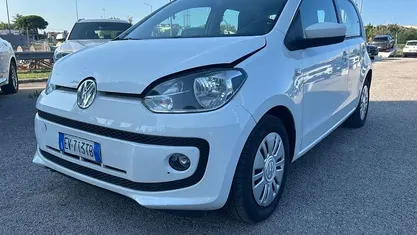Usata VW up! move up! 68 CV (50 kW) 2014 Bianco Utilitaria