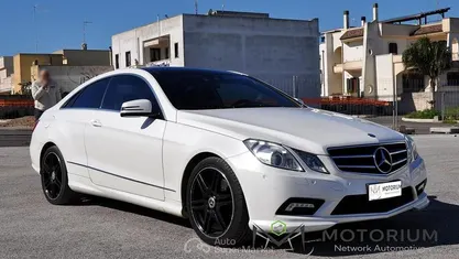 Usata Mercedes E63 AMG Executive 231 CV (169 kW) 2010 Bianco Coupé
