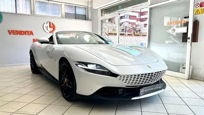 Usata Ferrari Roma 620 CV (456 kW) 2024 Bianco Cabrio