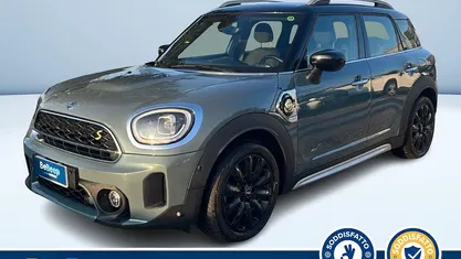 Verde metallizzato Usata 2020 Mini Cooper Countryman Hype SUV | 23.600 € (Buon prezzo)