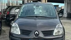Grigio Usata 2006 Renault Modus Monovolume | 1750 € (Buon prezzo)