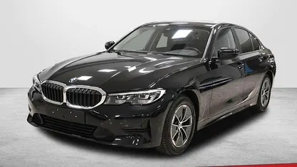 Usata 2021 BMW 318 Advantage Tre volumi | 24.700 € (Ottimo prezzo)
