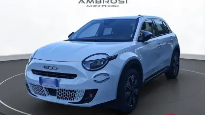 Usata Fiat 600 Pop 145 CV (106 kW) 2025 Bianco SUV