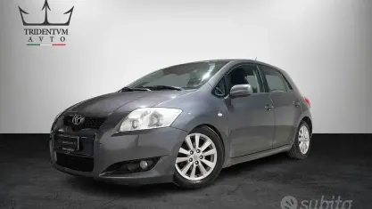 Usata Toyota Auris 90 CV (66 kW) 2007 Grigio Utilitaria