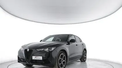 Usata Alfa Romeo Stelvio Veloce 210 CV (154 kW) 2025 Nero SUV