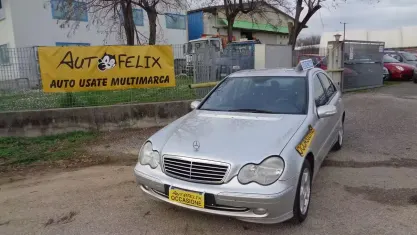 Usata Mercedes C200 Elegance 170 CV (125 kW) 2000 Grigio Berlina