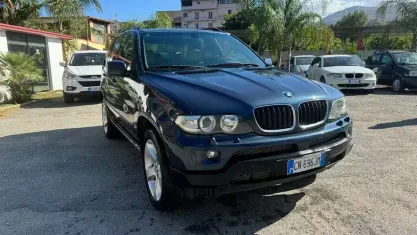 Usata BMW X5 Comfort Edition 218 CV (160 kW) 2005 Blu SUV