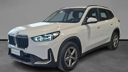 Begagnad BMW X1 Comfort Edition 150 HK (110 kW) 2023 Vit SUV