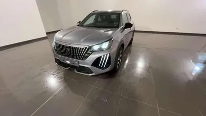 Usata Peugeot 2008 Allure 101 CV (74 kW) 2025 SUV