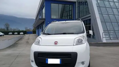 Bianco Usata 2016 Fiat Qubo Trekking Monovolume | 8200 € (Buon prezzo)
