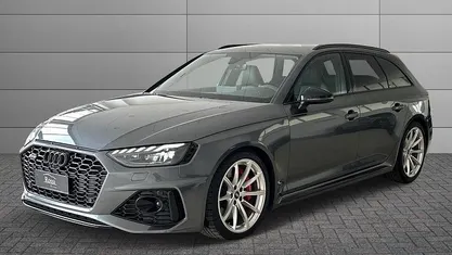 Usata Audi RS4 450 CV (330 kW) 2022 Grigio medio metallizzato Station wagon