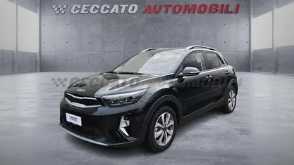 Usata 2025 Kia Stonic Style SUV | 14.287 € (Ottimo prezzo)
