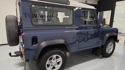 Usata Land Rover Defender 122 CV (89 kW) 2010 Station wagon