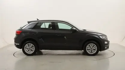 Usata VW T-Roc Style 150 CV (110 kW) 2021 Grigiogrigio SUV