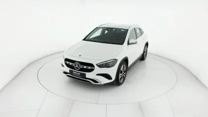 Usata Mercedes GLA180 Advanced Plus 116 CV (85 kW) 2023 Bianco SUV