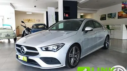 Usata Mercedes CLA200 Premium 163 CV (119 kW) 2021 Grigio Berlina
