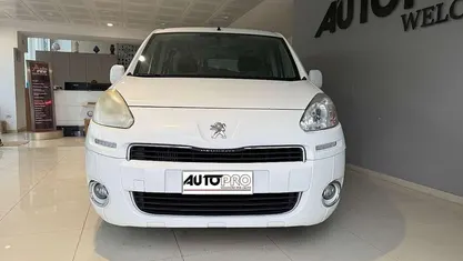 Bianco Usata 2013 Peugeot TePee Active Furgone | 5800 € (Buon prezzo)